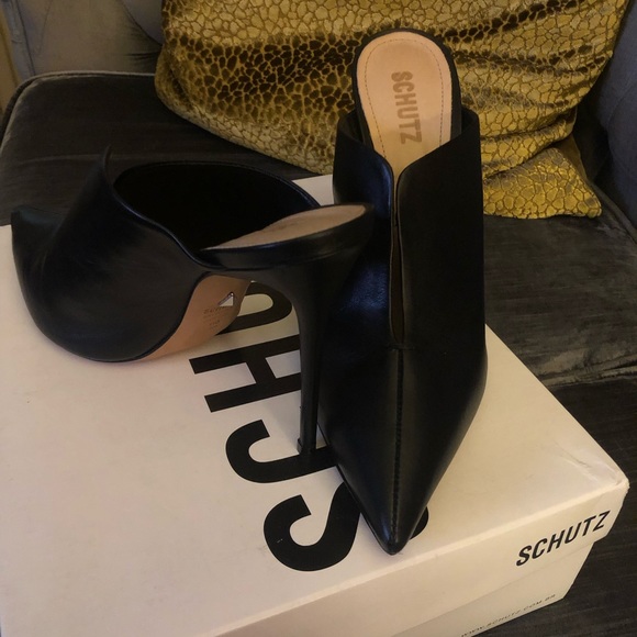 Schutz leather high heel Docia mule with slit Sz 11B runs small. - Picture 6 of 11